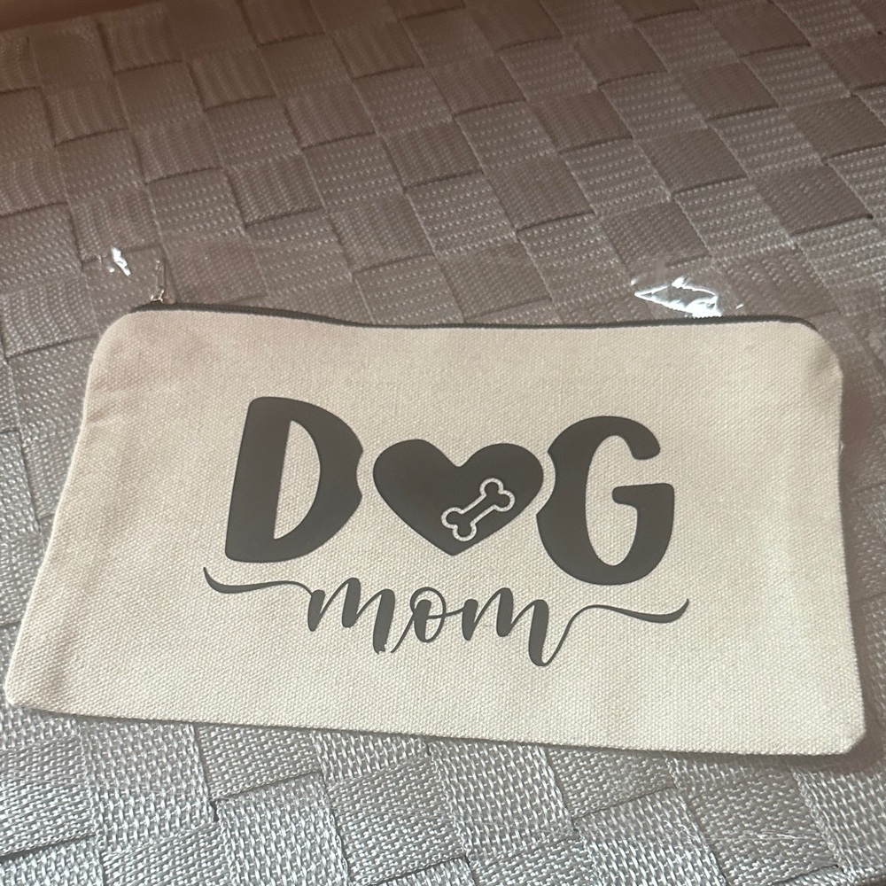 D🖤gMom Canvas Zipper Pouch 🐾🐾